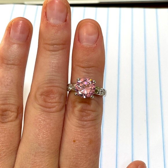 Fragrant Jewels Jewelry - Fragrant Jewels NWOT Size 5 ring.